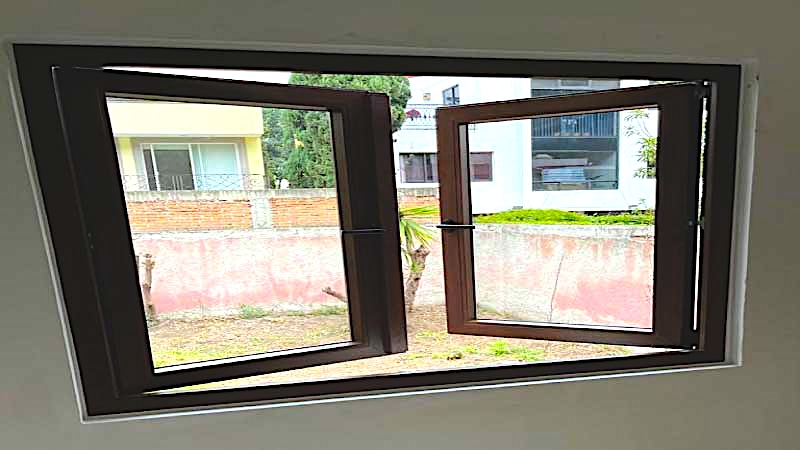 Ventana Abatible
